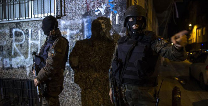İstanbul'da uyuşturucu tacirlerine büyük operasyon