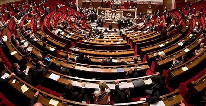 Fransa’da sözde Ermeni soykırımı iddialarının inkârına ceza yasalaştı