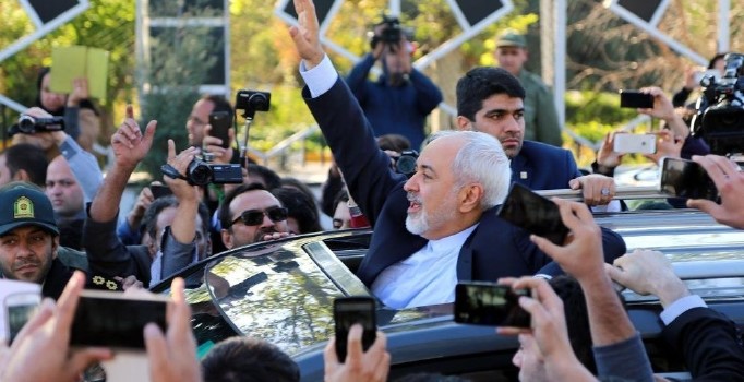 İran Dışişleri Bakanı Zarif, Lozan'daki Suriye görüşmelerine katılacak