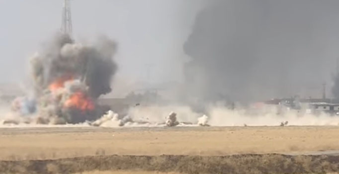 Musul'da intihar bombacısı askeri konvoya saldırdı: 70 Irak askeri öldü | Son dakika haberleri