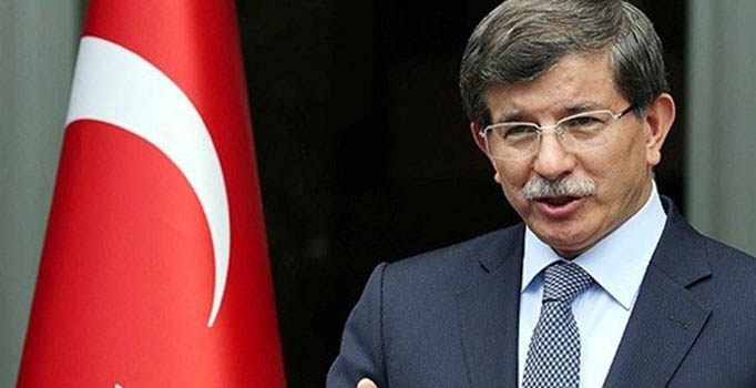 Davutoğlu: Siyaseti 
kanla kirlettiğiniz yeter