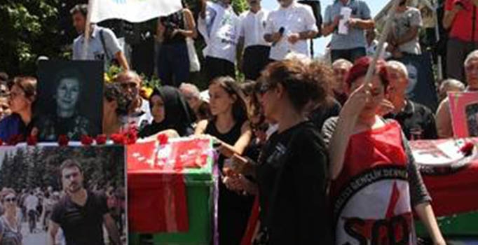 HDP'li Kılıç ile oğlu 
Nartan için hüzünlü tören