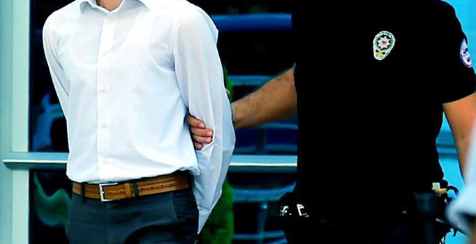 Polis, asker ve MİT'ten sorumlu 33 mahrem imam tutuklandı | Son dakika haberleri