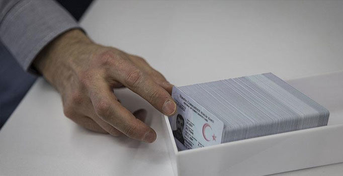 10 ilde daha çipli kimliğe geçiliyor