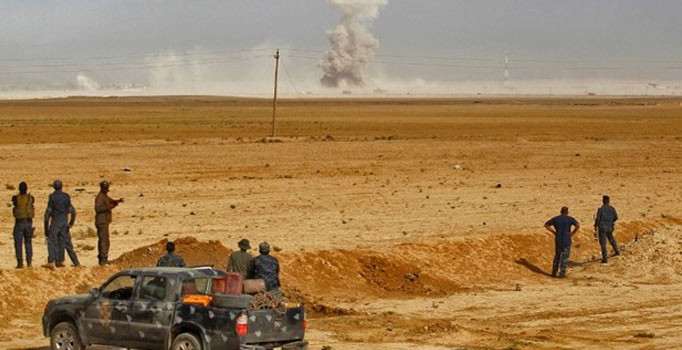 Musul'dan ilk izlenimler: DEAŞ'lı teröristler motosikletle devriye geziyor, halk korku içinde