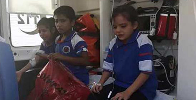 Hatay'ın Payas ilçesindeki Fahrettin Altay Ortaokulu'nda 60 öğrenci zehirlendi