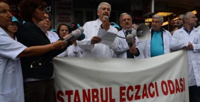 Eczacılar Birliğine ilaçta haksız rekabet soruşturması