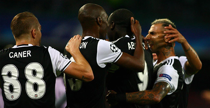 Beşiktaş'ın Napoli'yi deplasmanda 3-2 yendiği maçı Esat Yılmaer değerlendirdi