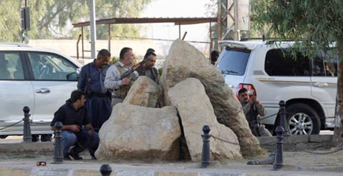 DAEŞ Kerkük'te devlet binalarına saldırdı: 16 ölü | Son dakika haberleri