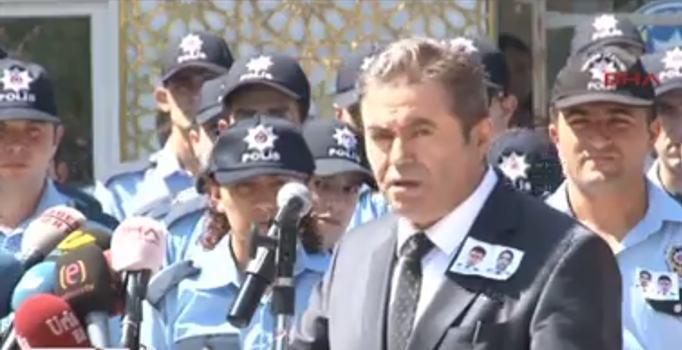 Emniyet Müdürü törende 
Paralel Yapı'ya isyan etti