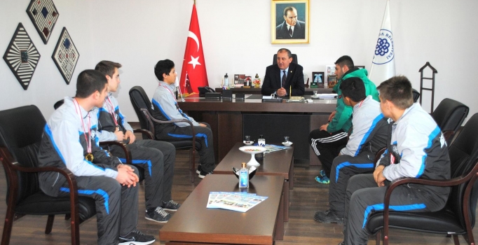 Bigalı güreşçilerin büyük başarısı