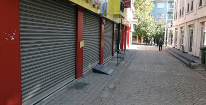 Hakkari'de kepenk kapatmak yasaklandı | Son dakika haberleri