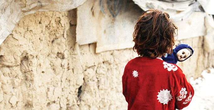 Sessiz şiddet: 10 dakikada bir kız çocuğu ölüyor