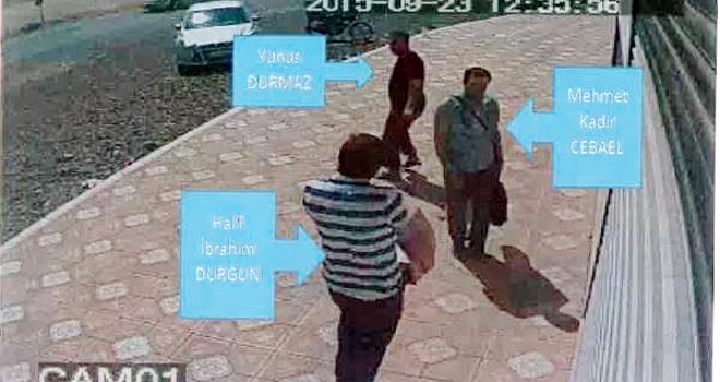 Hücre evinde kendini patlatan DAEŞ'li 3 bombacı aynı karede