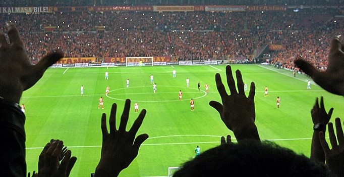 Türk Telekom Arena doldu taştı