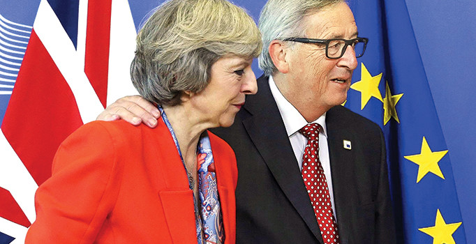 Demir Leydi çöküşte