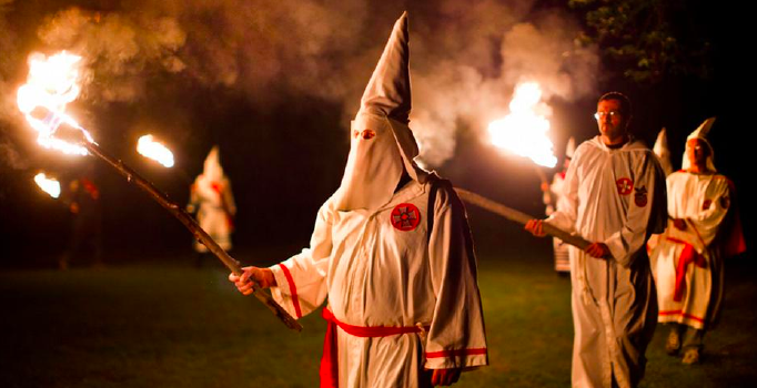 Alman hükümeti: 4 Ku Klux Klan grubu faaliyette