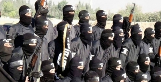 Irak’ın Nasır kentinde IŞİD’den toplu katliam