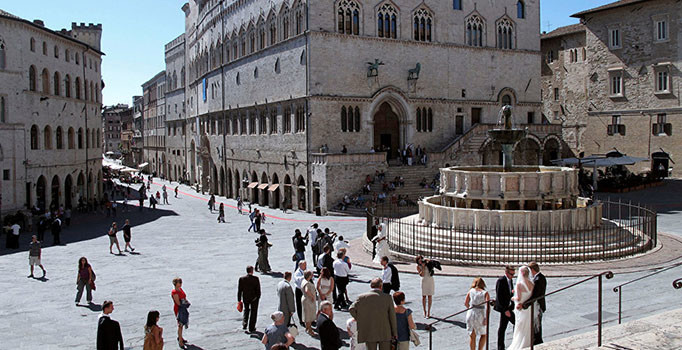 İtalya’da ardı ardına iki deprem