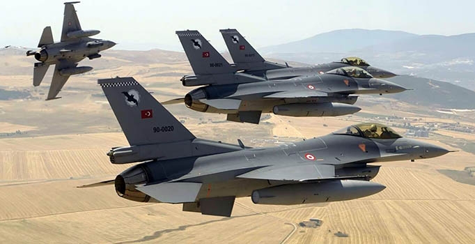 Türk jetlerinden PKK'ya
en kapsamlı bombardıman
