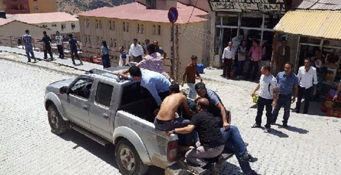 Hakkari'de saldırıya uğrayan 
uzman çavuş şehit düştü