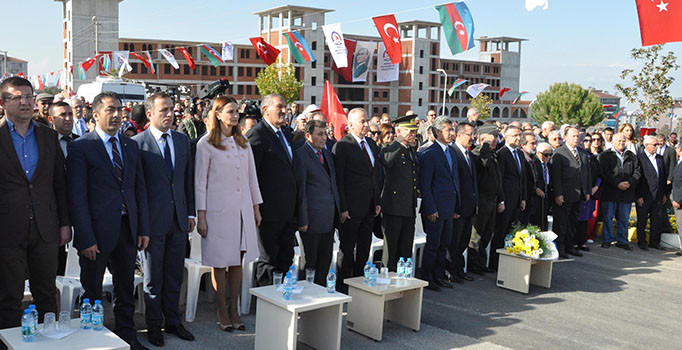 Azerbaycanlı vekil Ganira Paşayeva’dan Avrupa’ya sert tepki: Teröre destek veren cezasını alır