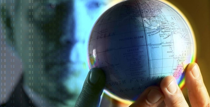 Doğudan Çin, batıdan 
Fed vuruyor