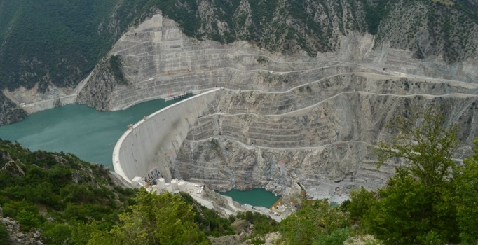 Elektrik Üretim AŞ'ye ait 10 HES özelleştiriliyor