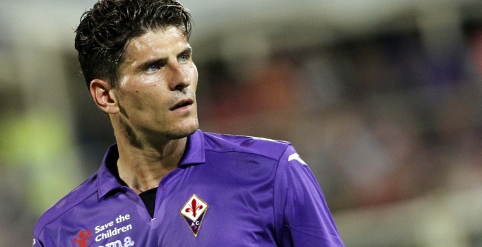 Beşiktaş Alman golcü Mario 
Gomez'i KAP'a bildirdi