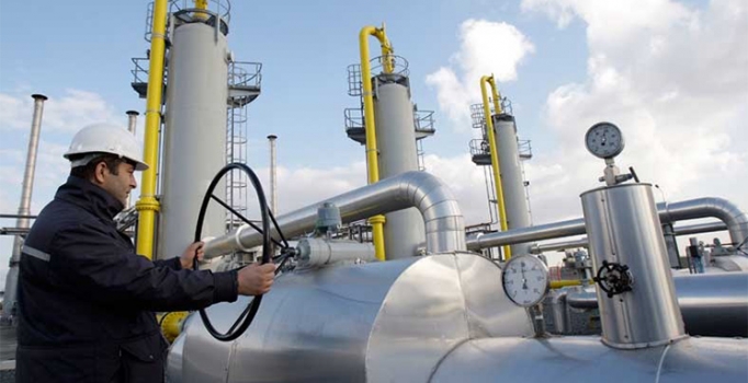 Türk Akımı doğalgaza yüzde 10,25'lik indirim sağladı