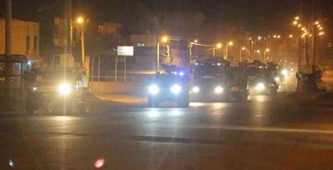 Askeri konvoy Silopi'ye 'Ölürüm Türkiyem' şarkısıyla girdi | Son dakika haberleri