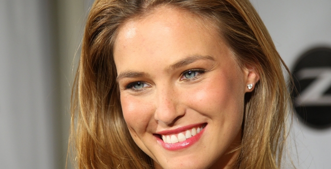 Bar Refaeli İstanbul’a geliyor