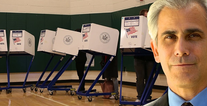 ABD'li gazeteci Trump'a oy verenleri tehdit etti