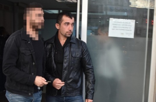 İzmir'de 14 infaz koruma memuru FETÖ'den tutuklandı