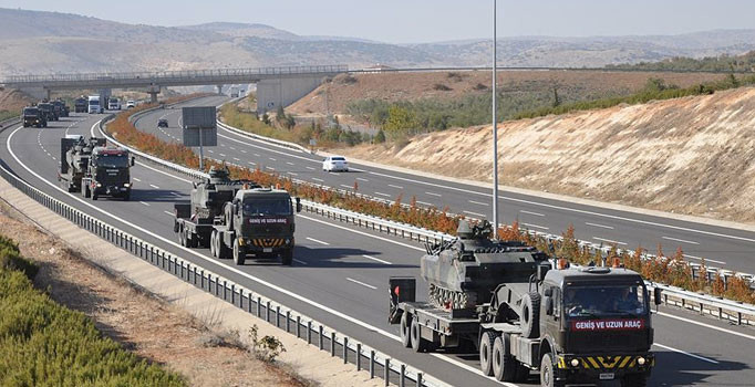 Suriye sınırına askeri sevkiyat