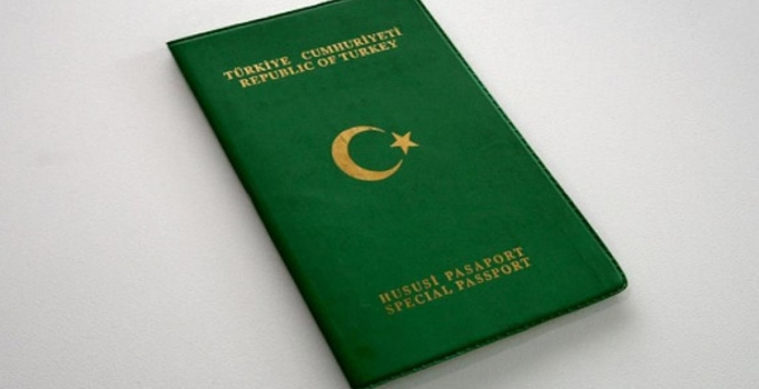 Bakan Zeybekçi: İhracatçılara yeşil pasaport verilecek