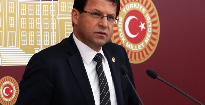 'Adaylığımı çekmem için CHP'den aradılar'