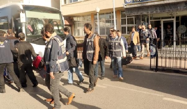 Samsun'da FETÖ'den 17 tutuklama