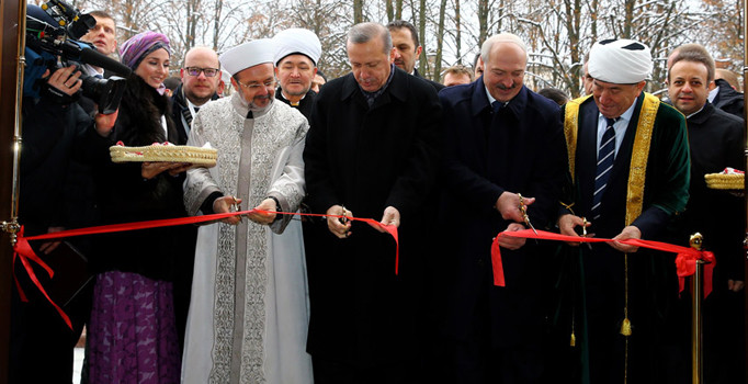 Cumhurbaşkanı Belarus'ta Minsk Camii'ni açtı