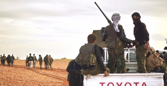 Türkmenler, DAEŞ'e karşı 10 bin kişilik Tel Afer ordusu kuruyor | Son dakika haberleri