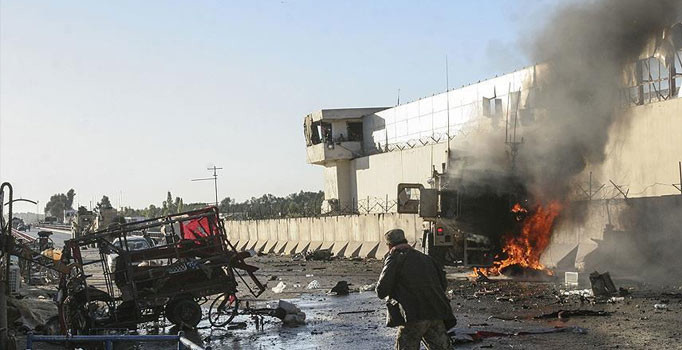 Afganistan'daki Bagram Hava Üssü'nde intihar saldırısı: 4 ölü, 15 yaralı