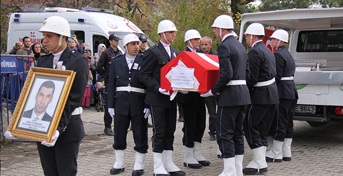Fatih Safitürk'ün şehit olduğu saldırıda bombayı yerleştiren hain cenaze törenine de katıldı