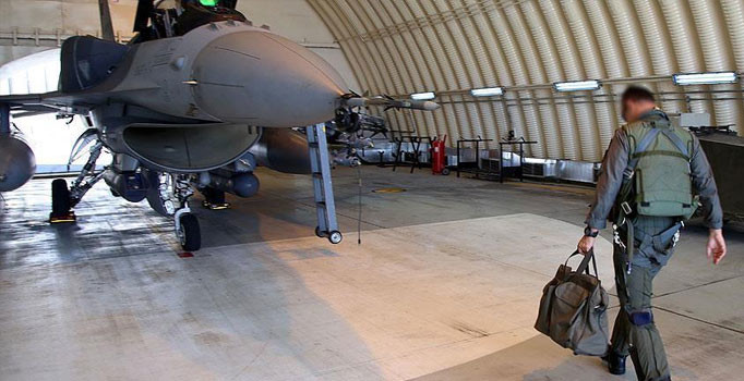 Konya'daki FETÖ/PDY operasyonunda gözaltına alınan pilot sayısı 45'e yükseldi