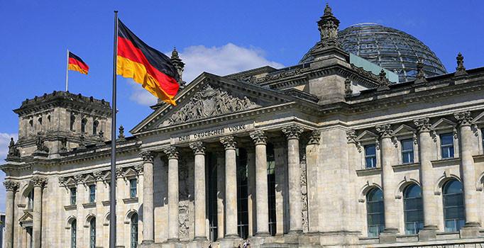 Almanya'ya NATO üssünde görevli Türk askerlerinin iltica başvurusu yaptığı iddia edildi