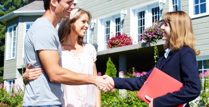 Türk emlakçılar, komisyonu yabancıya kaptırıyor