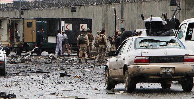 Kabil'de intihar saldırısı: 4 kişi hayatını kaybetti | Son dakika haberleri