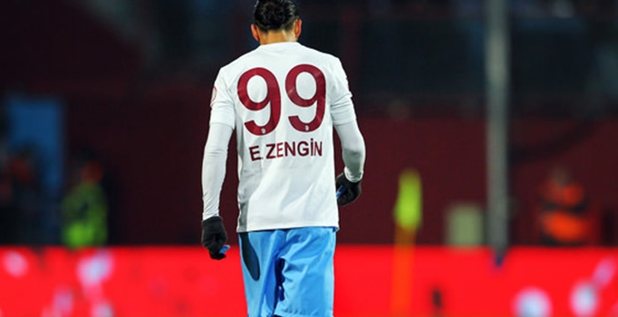 Trabzonspor'da Erkan Zengin 
de kadro dışı bırakıldı