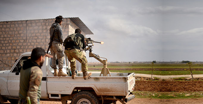 ÖSO'nun ilerlediği El Bab'a girmek için YPG hareketlendi, TSK durdurdu  | Suriye'den son dakika