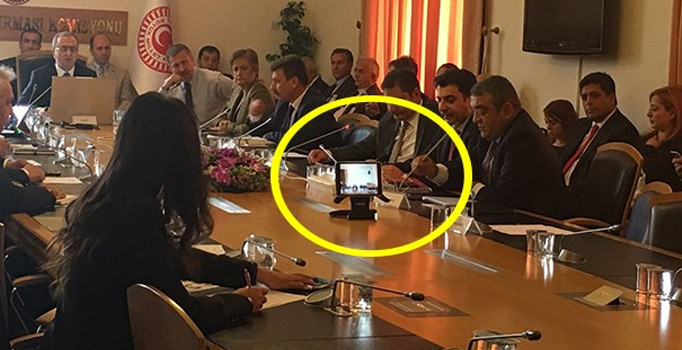 Darbe Komisyonu'nda 'canlı yayın' tartışması