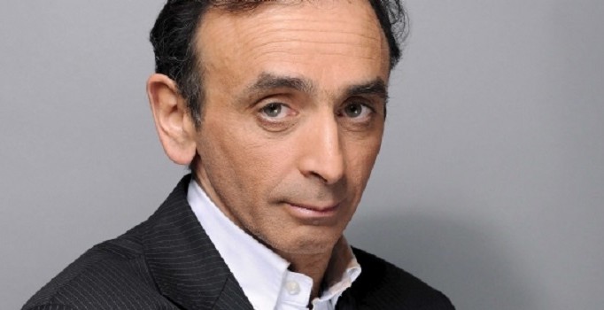 Fransız yazar Eric Zemmour'a ırkçı nefreti körükleme cezası